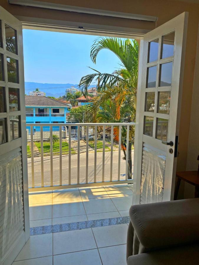 Lindo Apartamento Praia Grande Tenório pé na areia com ar Ubatuba Extérieur photo